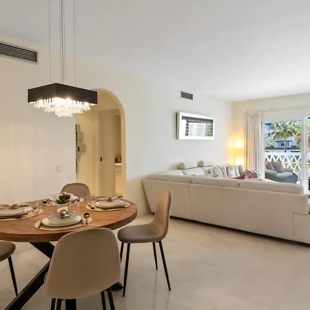 Apartment Dos En Las Gaviotas Marbella